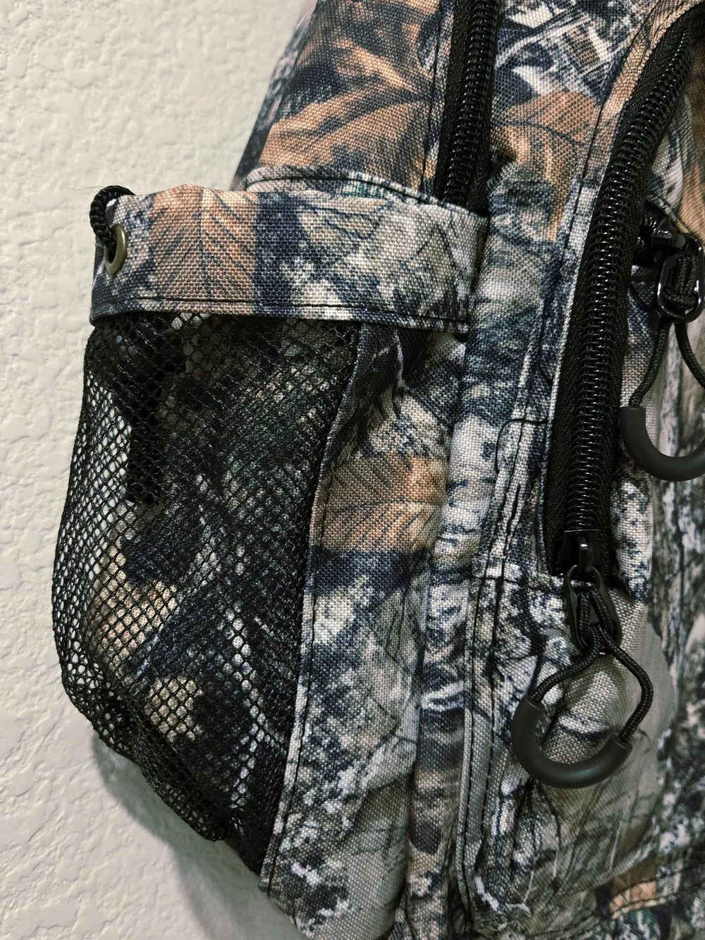 Swiss Design Camo Leaf Print Men's Backpack - Green/Brown